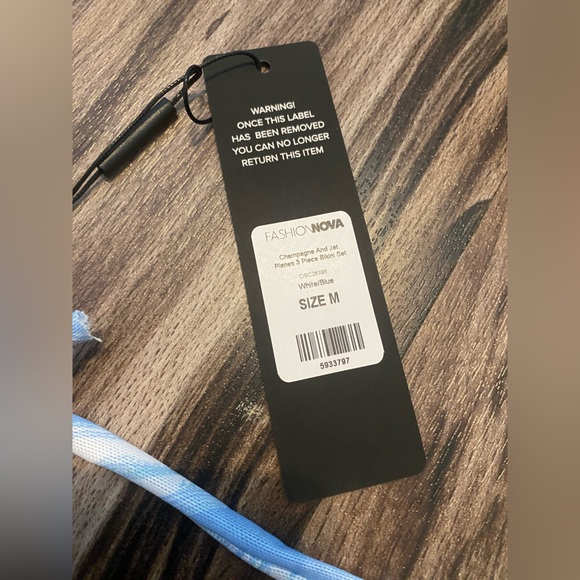 3 pieces set bathing suit and cover-up - Picture 4 of 4